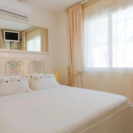 Dans Villa Spa Hammam Sauna Piscine, 5 Chambres * جوان ليه باه