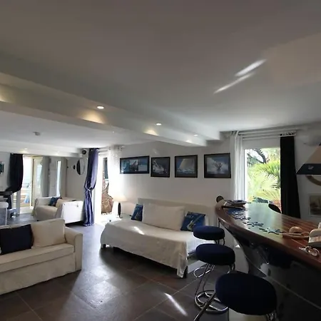 Dans Villa Spa Hammam Sauna Piscine, 5 Chambres فيلة