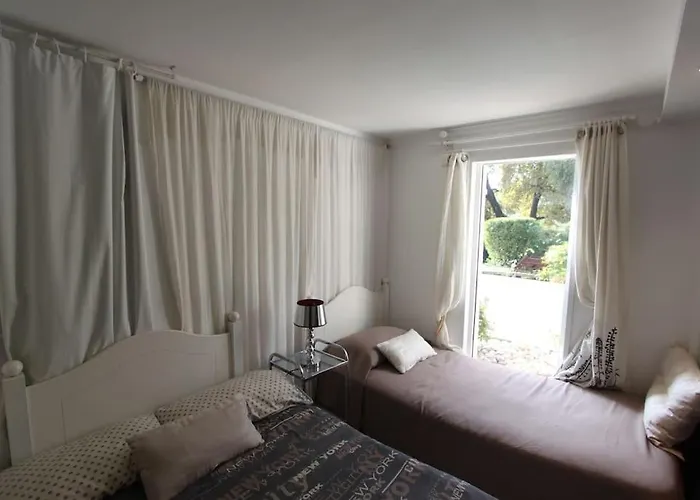 Villa Dans Villa Spa Hammam Sauna Piscine, 5 Chambres Juan-les-Pins