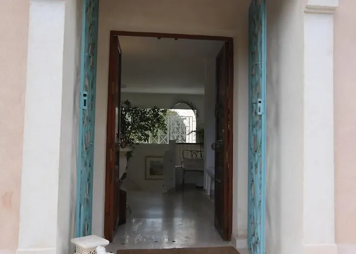 Dans Villa Spa Hammam Sauna Piscine, 5 Chambres Villa Juan-les-Pins